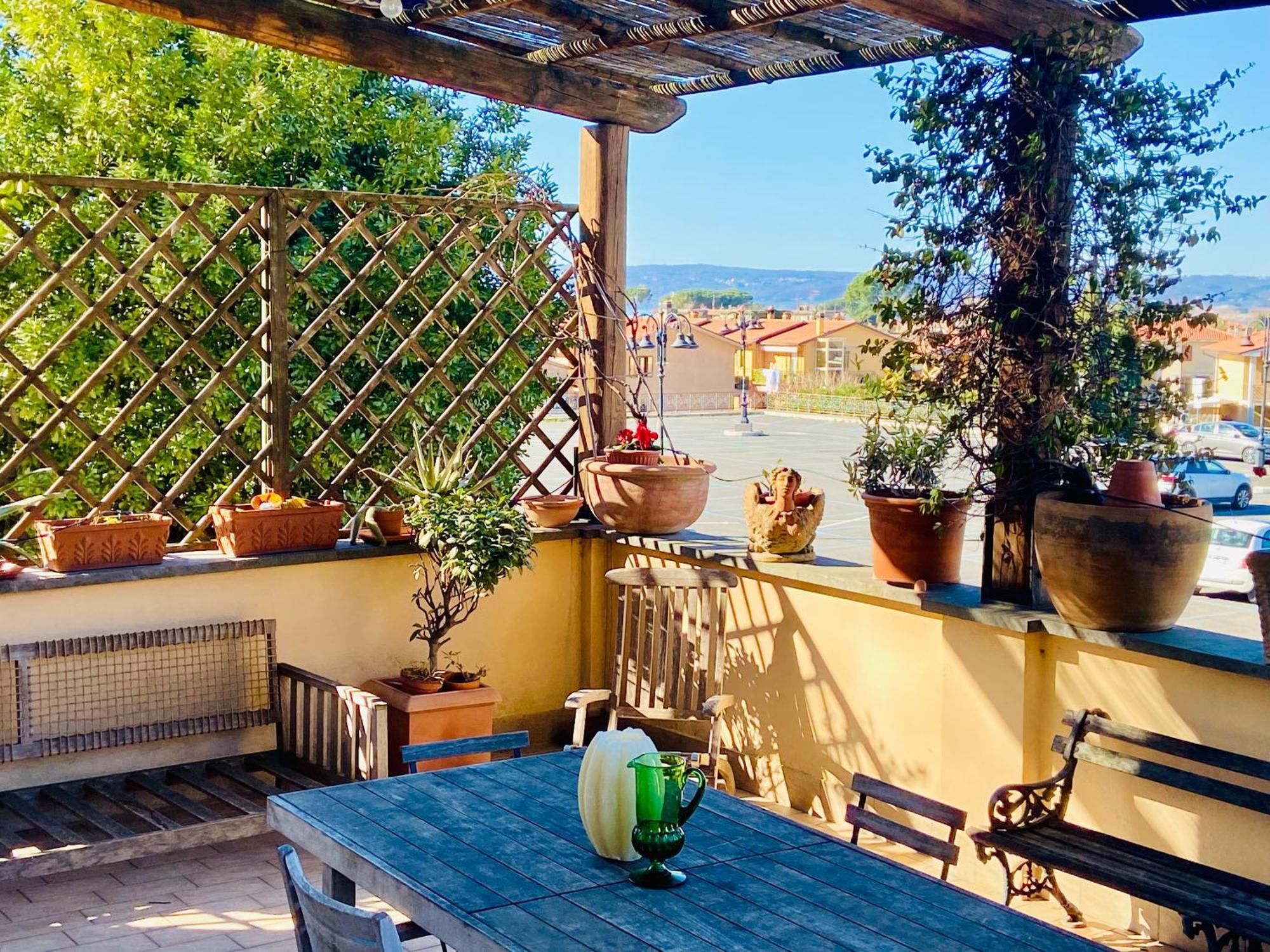 La Terrazza Di Andrea Lejlighed Bolsena Eksteriør billede